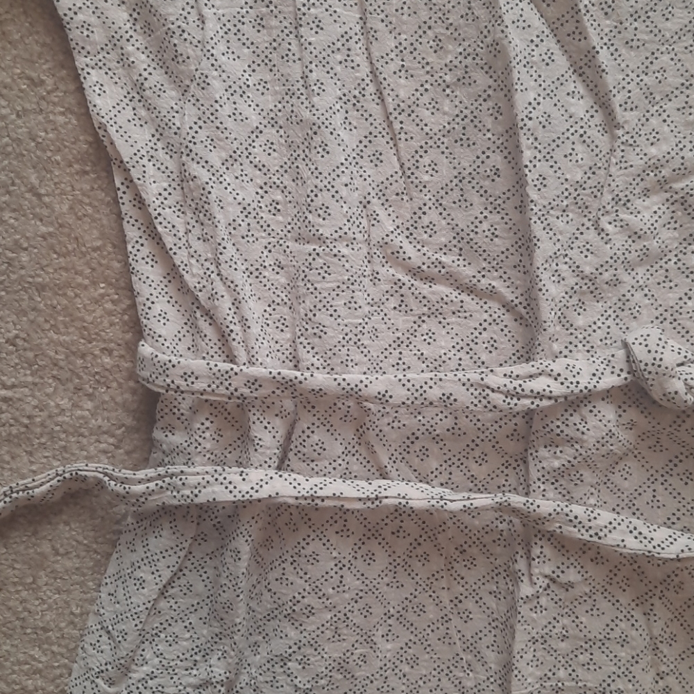 Dress‎ - Picture 4 of 6